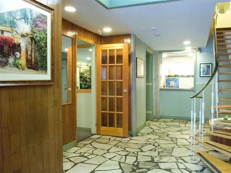 Hotel La Residence Du Voyageur Montreal